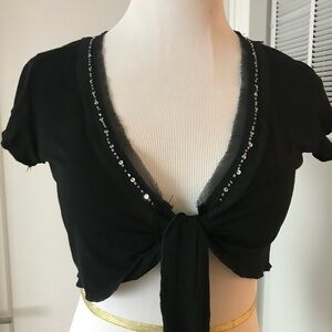 New WHITE/BLACK TOP, M